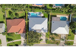 52 Pinehill Trail E, Tequesta, FL 33469 Sold 12/16/24