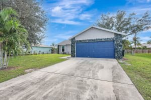 552 SW Lawler Avenue, Port Saint Lucie, FL 34953 Sold 02/21/25