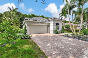 6074 Rossmoor Lakes Court, Boynton Beach, FL 33437 Sold 01/27/25