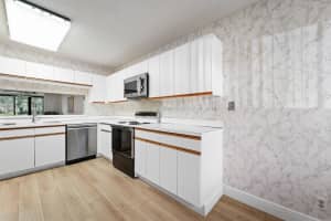15461 Pembridge 112 Drive 112, Delray Beach, FL 33484 Sold 12/06/24