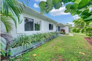 524 Lighthouse Drive, North Palm Beach, FL 33408 Sold 10/01/25