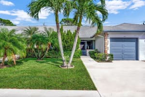166 Moccasin Trail N, Jupiter, FL 33458 Sold 12/19/24