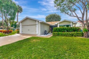 1 Hammond Place, Boynton Beach, FL 33426 Sold 01/24/25