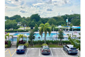 140 Richmond E, Deerfield Beach, FL 33442 Sold 01/28/25