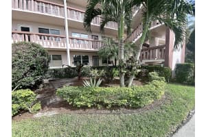 140 Richmond E, Deerfield Beach, FL 33442 Sold 01/28/25