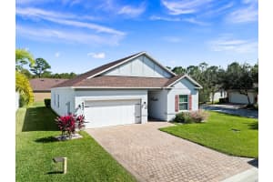 652 NE Moss Rose Place, Port Saint Lucie, FL 34983 Sold 03/31/25