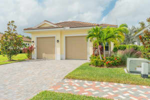 139 SE Via Bisento, Port Saint Lucie, FL 34952 Sold 12/23/25