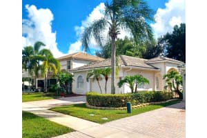 4225 Bluff Harbor Way, Wellington, FL 33449 Sold 04/07/25