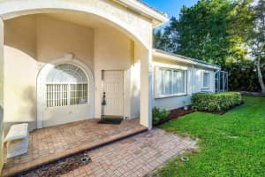 4225 Bluff Harbor Way, Wellington, FL 33449 Sold 04/07/25