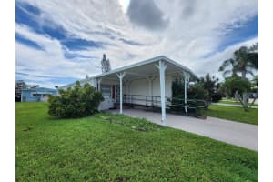 8 Del Sol, Port Saint Lucie, FL 34952 Sold 01/08/25