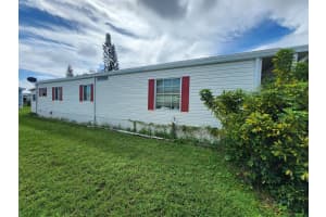 8 Del Sol, Port Saint Lucie, FL 34952 Sold 01/08/25