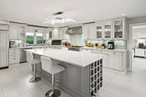 2425 SE 9th Street, Pompano Beach, FL 33062 Sold 01/17/25