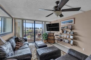 9 Royal Palm Way 4020, Boca Raton, FL 33432 - MLS#R11035388