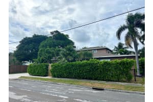 303 Cornell Drive, Lake Worth Beach, FL 33460 Sold 04/11/25