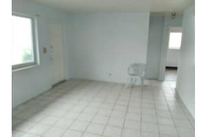 321 W 18th Street, Riviera Beach, FL 33404 - MLS#R11035396