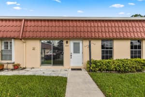 324 Cape Cod Circle, Lake Worth, FL 33467 Sold 03/11/25