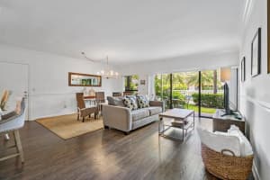 11863 Wimbledon Circle 432, Wellington