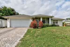 1295 12th Avenue SW, Vero Beach, FL 32962 Sold 02/10/25