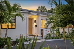 300 35th Street, West Palm Beach, FL 33407 - MLS#R11035531