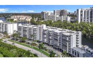 300 Diplomat Parkway 714, Hallandale Beach, FL 33009 Sold 08/13/25
