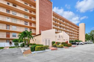 14575 Bonaire 110 Boulevard 110, Delray Beach, FL 33446 Sold 01/03/25
