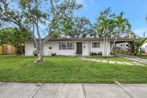 65 NW 12th Avenue, Boca Raton, FL 33486 Sold 02/28/25