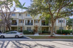1422 E Wickham Circle 1422, Delray Beach, FL 33445 Sold 02/10/25