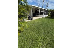 5 SE La Mesa, Port Saint Lucie, FL 34952 Sold 07/21/25