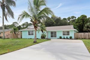 2558 SW Chestnut Lane, Port Saint Lucie, FL 34953 Sold 02/04/25
