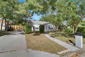 1224 19th Avenue N, Lake Worth Beach, FL 33460 Sold 12/19/24