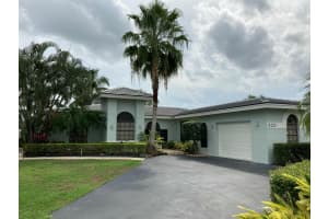 620 Lighthouse Drive, North Palm Beach, FL 33408 Sold 04/04/25