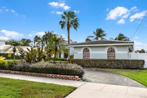 620 Lighthouse Drive, North Palm Beach, FL 33408 Sold 04/04/25