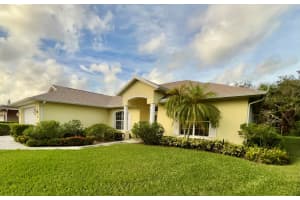 850 41st Court, Vero Beach, FL 32960 Sold 01/06/25