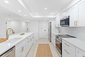 500 Egret Circle 8303, Delray Beach, FL 33444 Sold 01/29/25