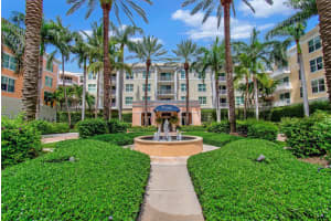 802 W Windward Way 208, Lantana, FL 33462 Sold 03/06/25