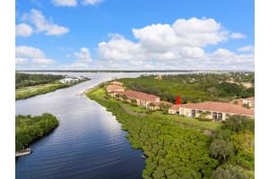 2394 Sw Island Creek Trail, Palm City