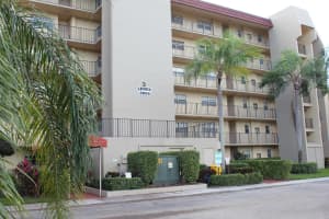 3654 Via Poinciana 201, Lake Worth, FL 33467 Sold 01/13/25
