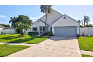 11 Cedar Circle, Boynton Beach, FL 33436 Sold 03/11/25