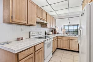 13 Royal Palm Way Unit 602, Boca Raton