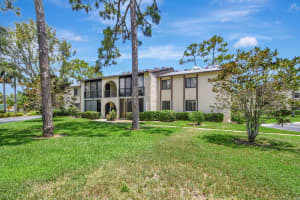 301 Knotty Pine Circle D-1, Greenacres, FL 33463 Sold 04/08/25