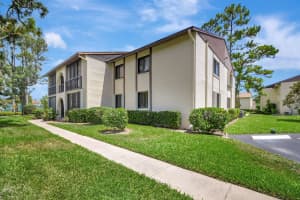 301 Knotty Pine Circle D-1, Greenacres, FL 33463 Sold 04/08/25