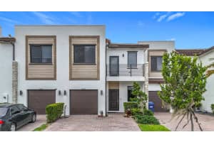 20850 NE 7th Place 20850, Miami, FL 33179 Sold 06/10/25