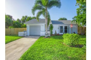 1615 6th Street, Vero Beach, FL 32962 Sold 02/21/25