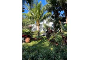 229 Plymouth Road, West Palm Beach, FL 33405 Sold 06/27/25