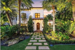 205 Monroe Drive, West Palm Beach, FL 33405 Sold 04/17/25