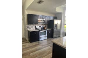 2030 Cross Breeze Drive, Wellington, FL 33414 Sold 02/10/25