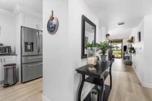 3138 Via Poinciana 115, Lake Worth, FL 33467 Sold 01/17/25