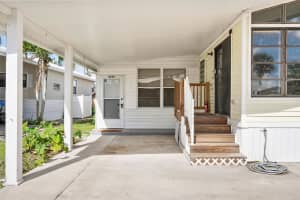 6649 SE 54th Street, Okeechobee, FL 34974 - MLS#R11036307