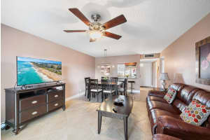 729 Lori Drive 302, Palm Springs