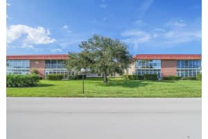 75 Royal Oak Court 207, Vero Beach, FL 32962 Sold 02/07/25